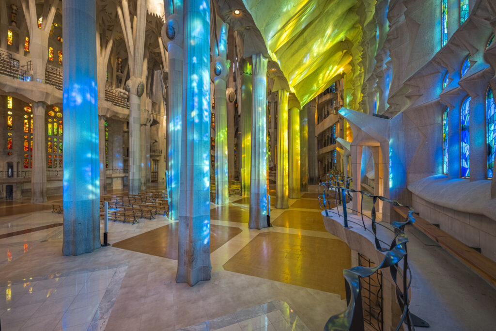 colors vitralls sagrada familia